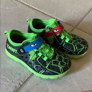 Stride Rite Phibian Ninja Turtles 🐢 Kids size 10